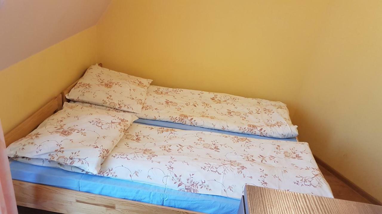 Pokoje Goscinne U Halinki Zab Kültér fotó